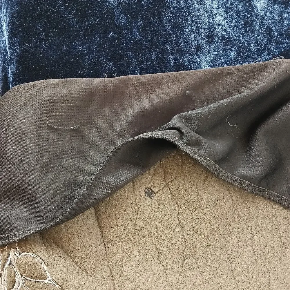 Auto Expressions Amy Brown Fairy Rose Blue Velvet Universal-Fit Front Seat Cover - Picture 7 of 14